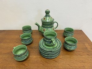 Zelená keramická čajová souprava s orientálními motivy