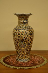 Dekorativní keramická váza