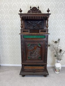 Skříň Bretaňského stylu 