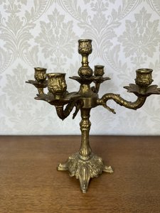 Staarožitný mosazný svícen s dračími rameny